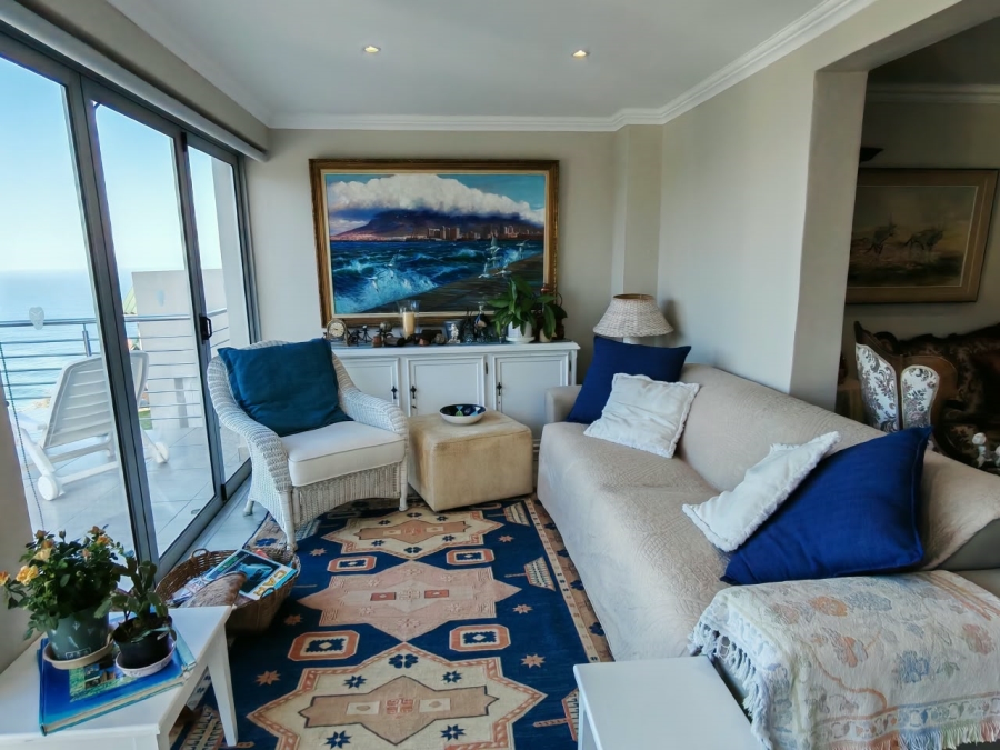 4 Bedroom Property for Sale in Herolds Bay Western Cape